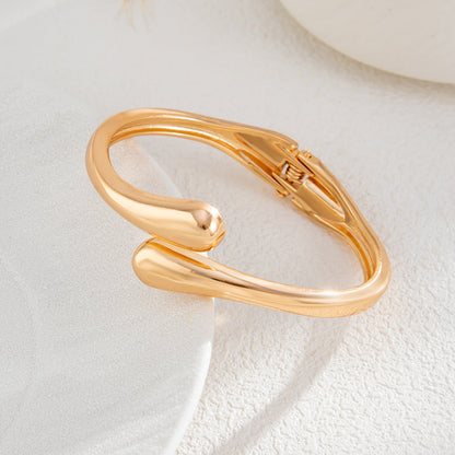Auréa Sculpted Spring Cuff Set